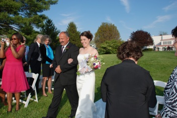 2010-04-23-093 Lindsay-Andrew Wedding.jpg
